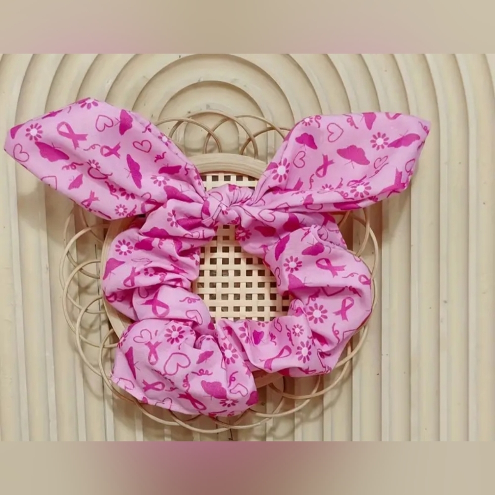 BREAST CANCER AWARENESS RIBBON BOW SCRUNCHY